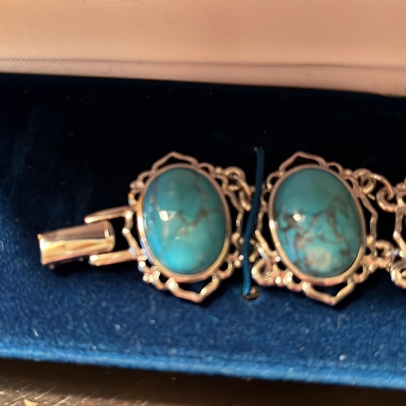 Jacqueline Kennedy Camrose and Kross JBK Faux turquoise link bracelet vintage - Picture 9 of 9
